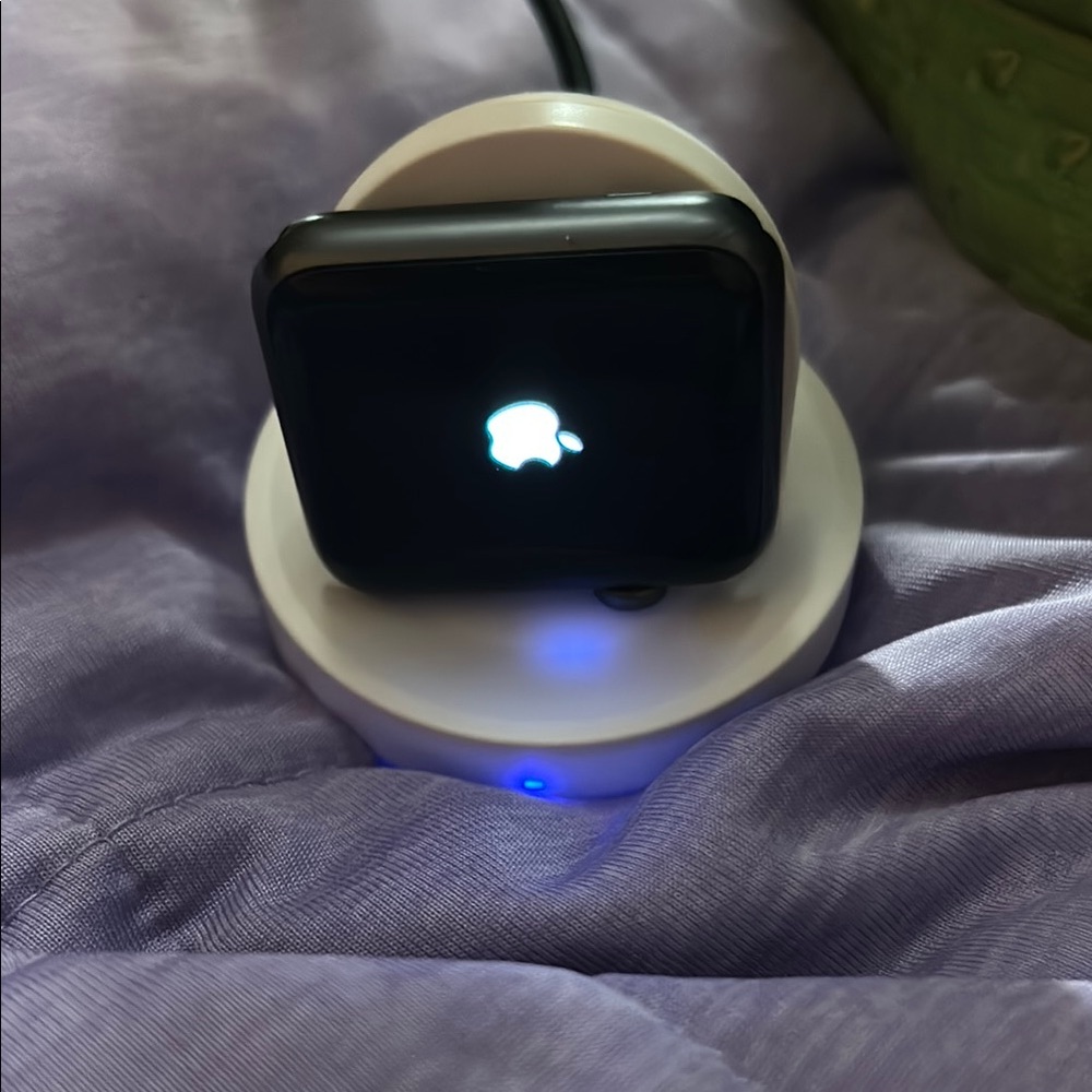 Apple Black Wearables Charger with Ambient Lighting